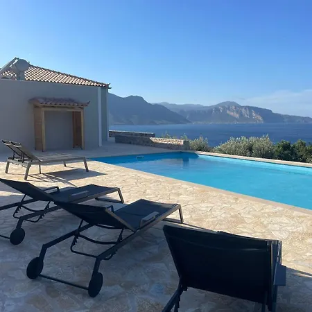Contemporary With Pool And Sea View Villa *